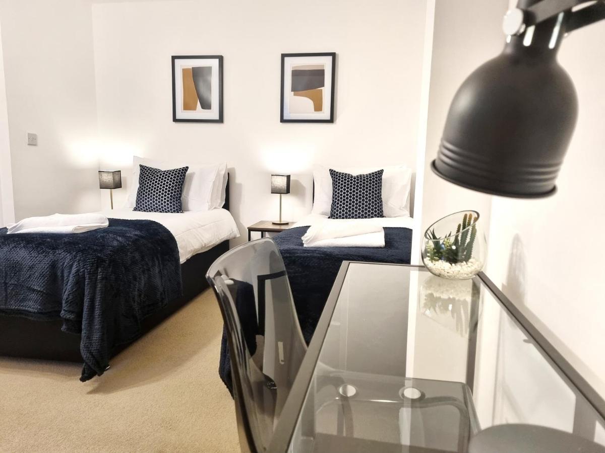 Modern & Spacious 3 Bedrooms And 2 Bathrooms Home, Free Parking! Cambridge  Dış mekan fotoğraf